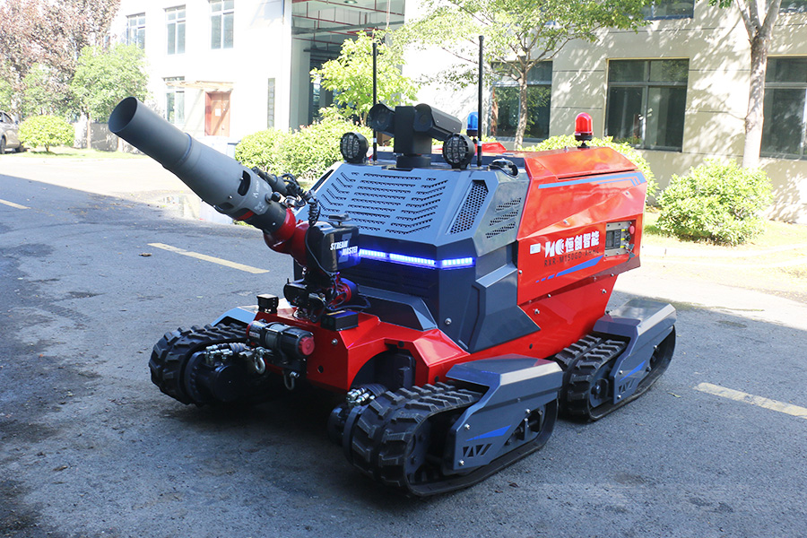 四驅(qū)全地形滅火機(jī)器人